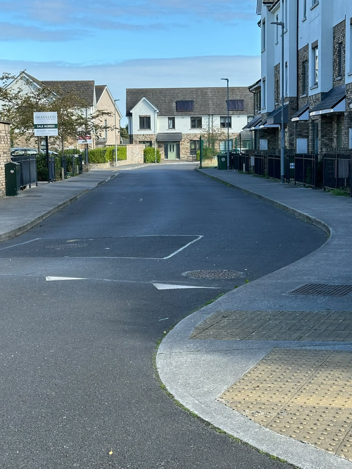 Clear roads and footpaths through the estate